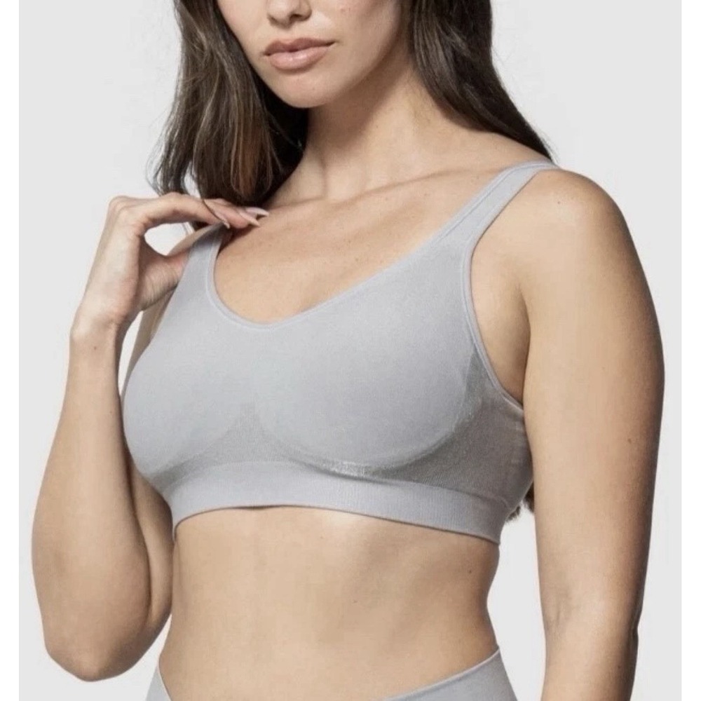 Underoutfit Comfort Shaping Bra 457 Stone Gray Medium NWT Wireless with Extender